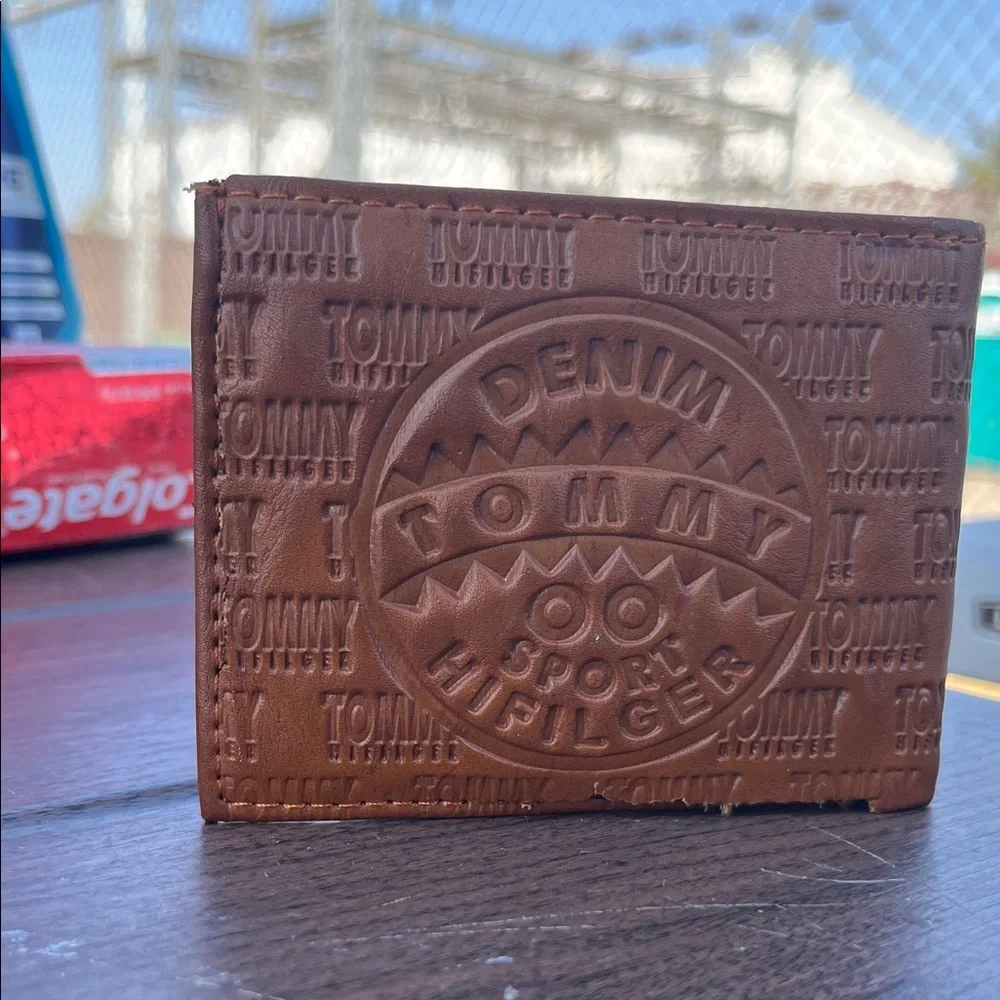 Tommy Hilfiger Embossed Tan Wallet